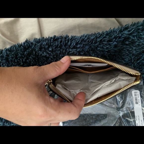 Coach Wristlet/wallet - Picture 3 of 11